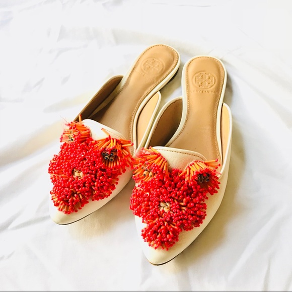 Tory Burch Shoes - Tory Burch white leather Bethany flat mule Sz 6